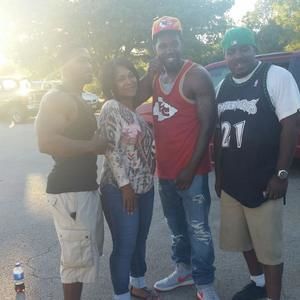 Meet your Posher, Ray